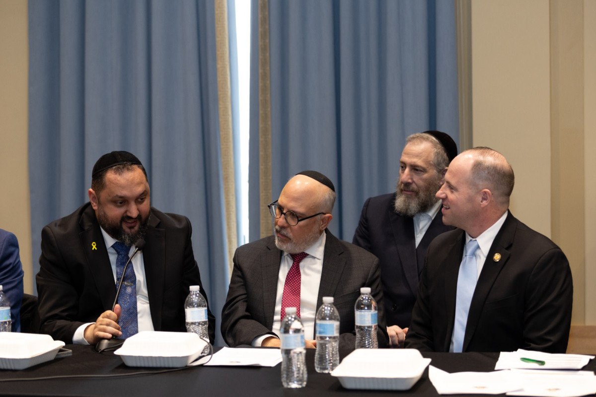 photo_2025-02-17_23-22-30