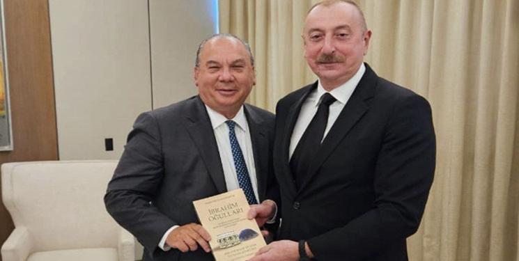 photo_5807924059672004088_x