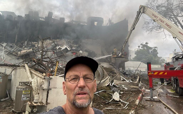 b1a78dae-54a3-40d7-91f0-af4fd133fb5f